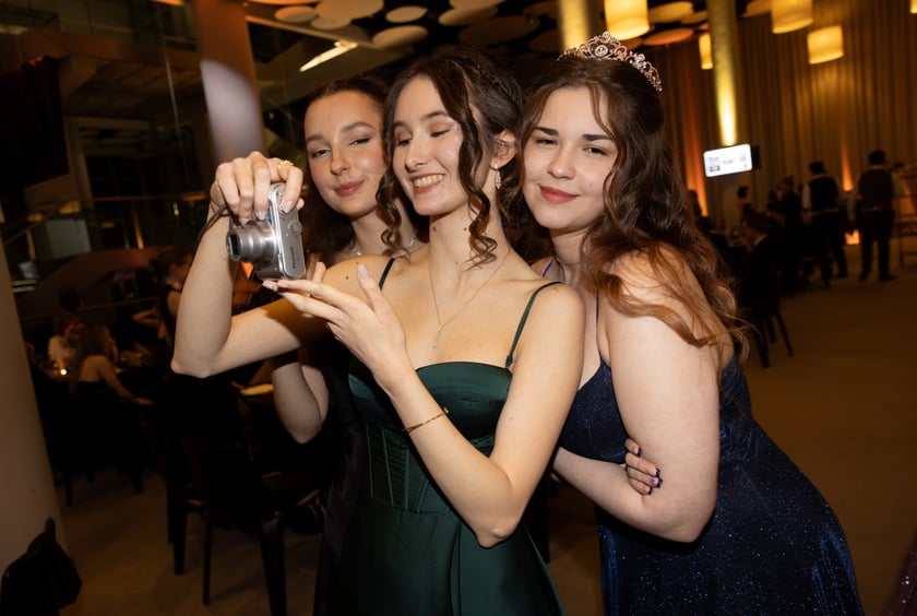 Studniówka maturzystów z  XVII LO we Wrocławiu