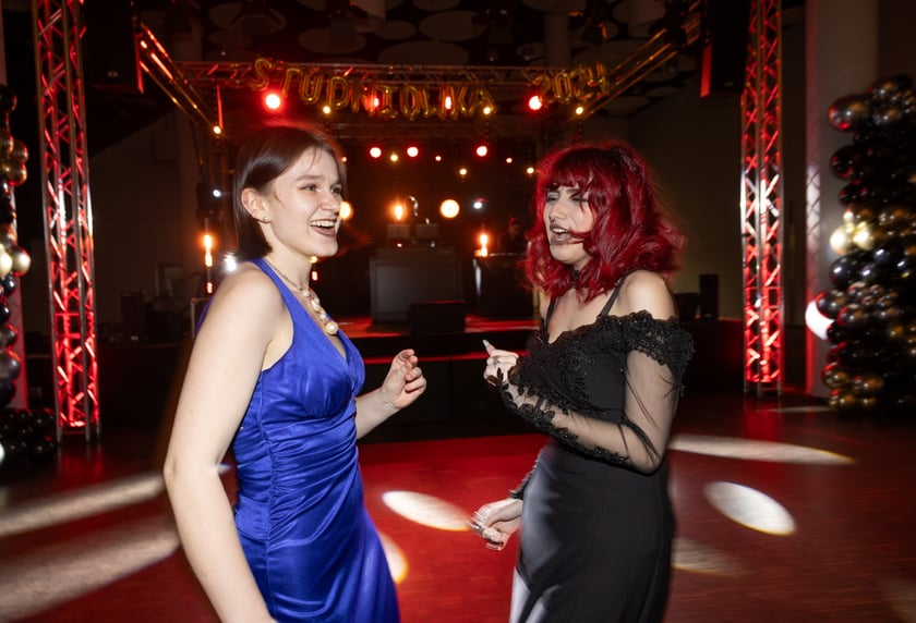 Studniówka maturzystów z  XVII LO we Wrocławiu