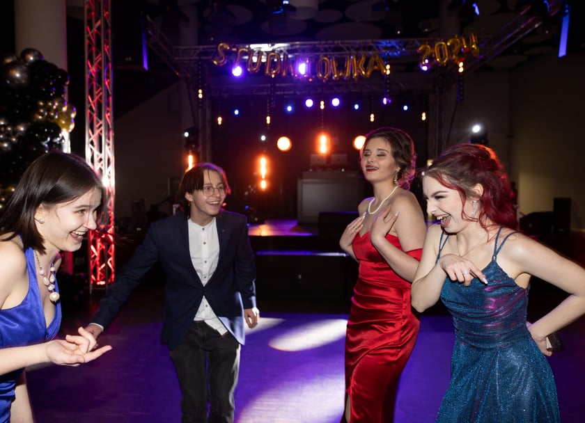 Studniówka maturzystów z  XVII LO we Wrocławiu