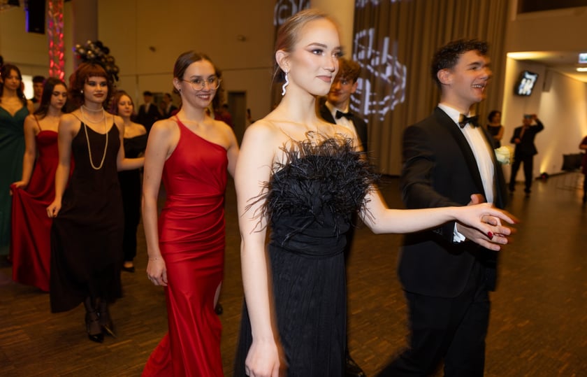 Studniówka maturzystów z  XVII LO we Wrocławiu
