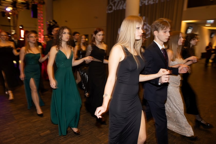 Studniówka maturzystów z  XVII LO we Wrocławiu