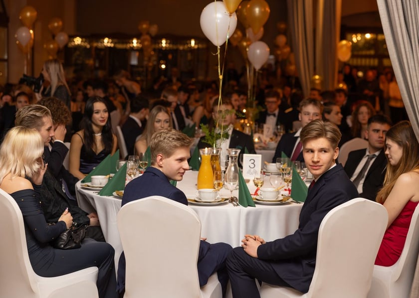 Studni&oacute;wki 2023:&nbsp;Liceum Og&oacute;lnokształcącego nr XIV imienia Polonii Belgijskiej