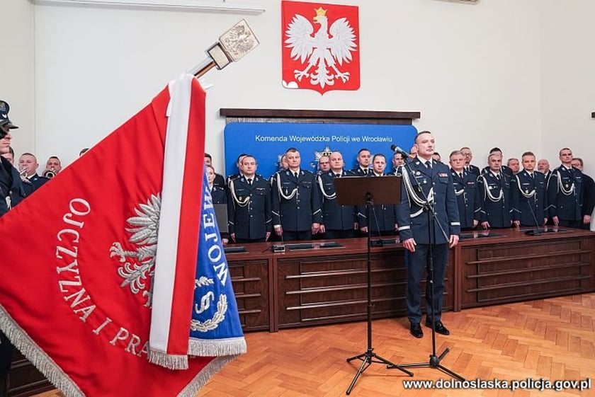 Ślubowanie nowych dolnośląskich policjantów we Wrocławiu