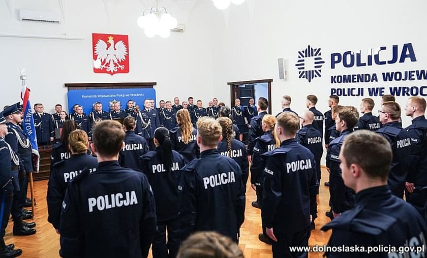 Ślubowanie nowych dolnośląskich policjantów we Wrocławiu