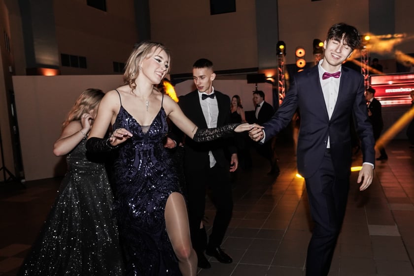 Studniówka II LO we Wrocławiu