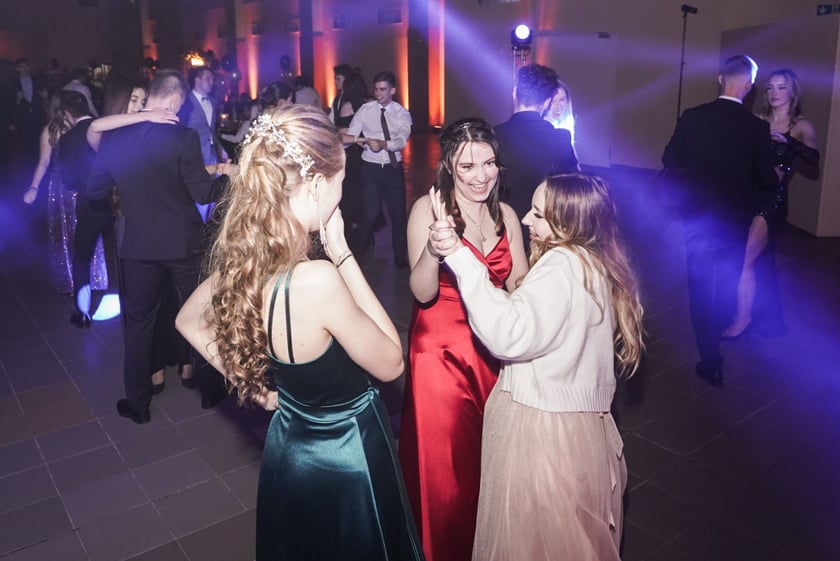 Studniówka II LO we Wrocławiu