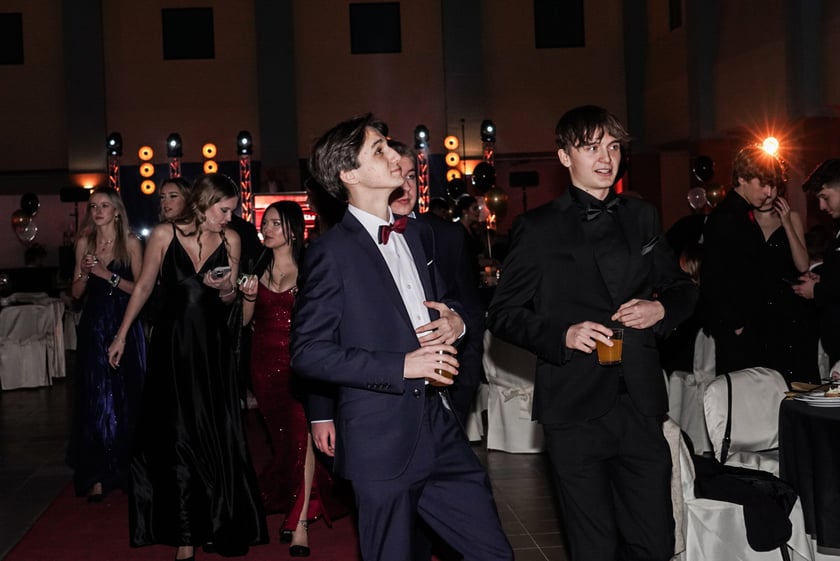 Studniówka II LO we Wrocławiu