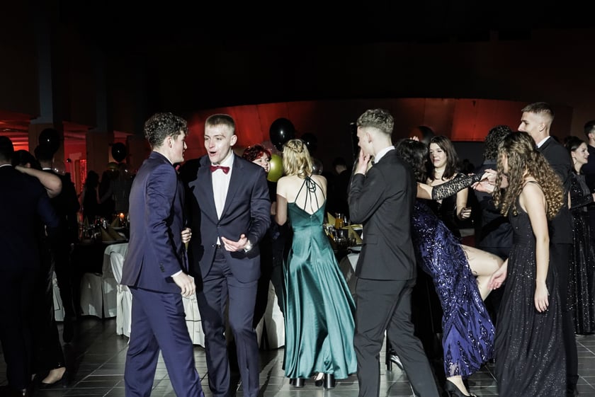 Studniówka II LO we Wrocławiu