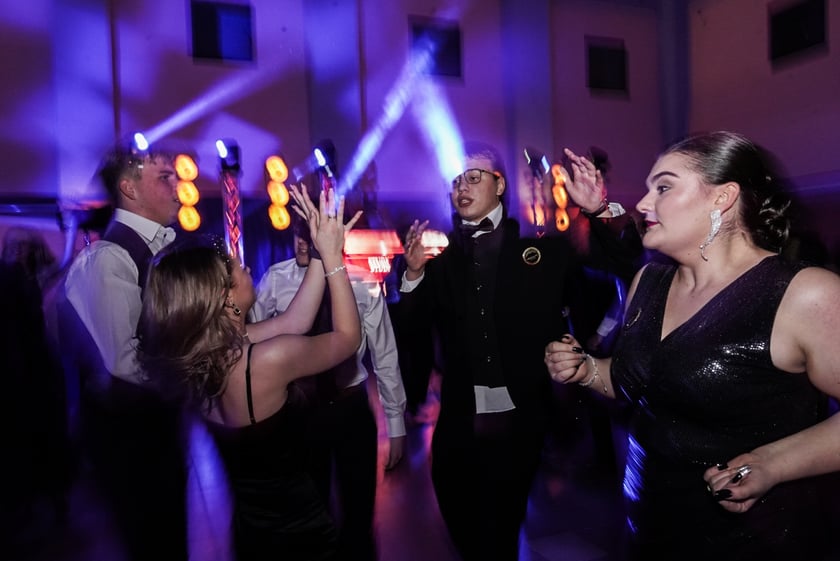 Studniówka II LO we Wrocławiu