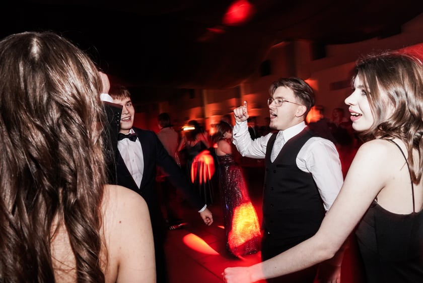 Studniówka II LO we Wrocławiu