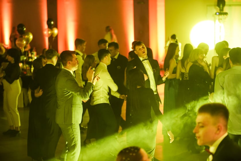 Studniówka II LO we Wrocławiu