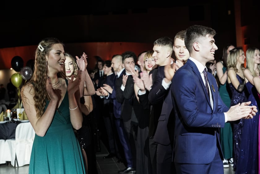 Studniówka II LO we Wrocławiu