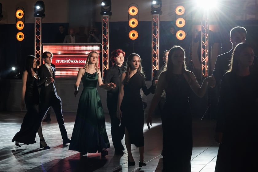 Studniówka II LO we Wrocławiu