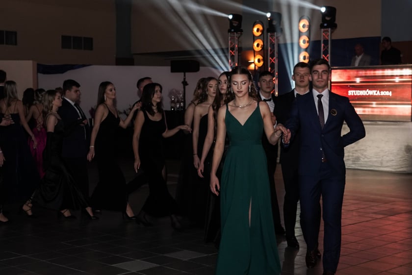 Studniówka II LO we Wrocławiu