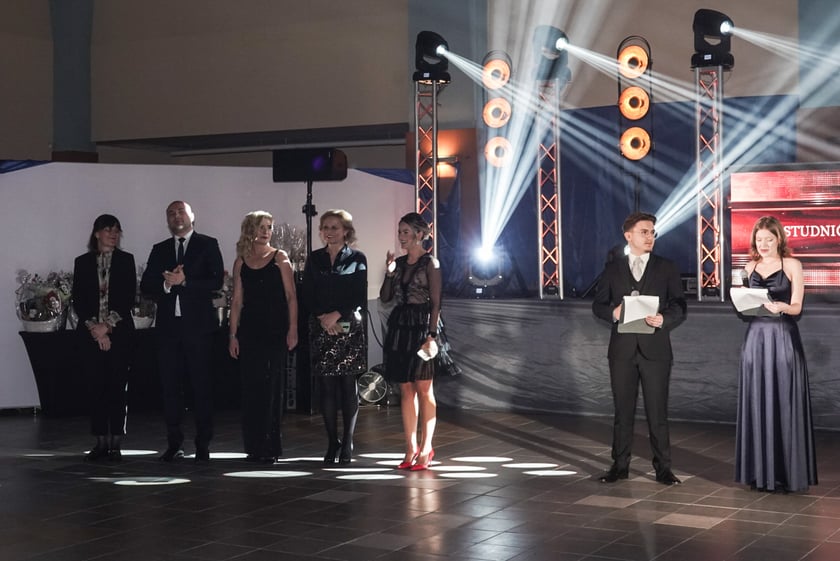 Studniówka II LO we Wrocławiu