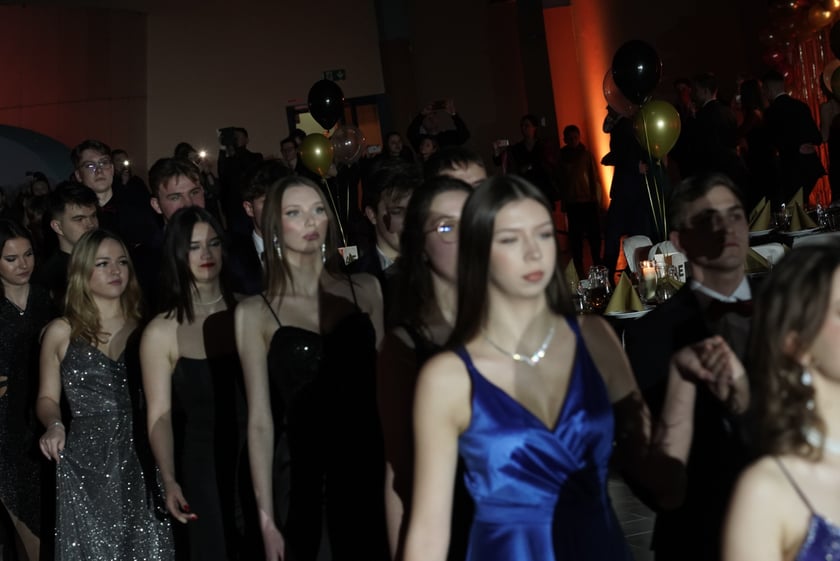 Studniówka II LO we Wrocławiu