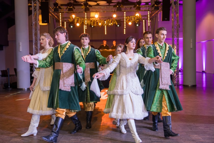 Studniówka XII LO we Wrocławiu