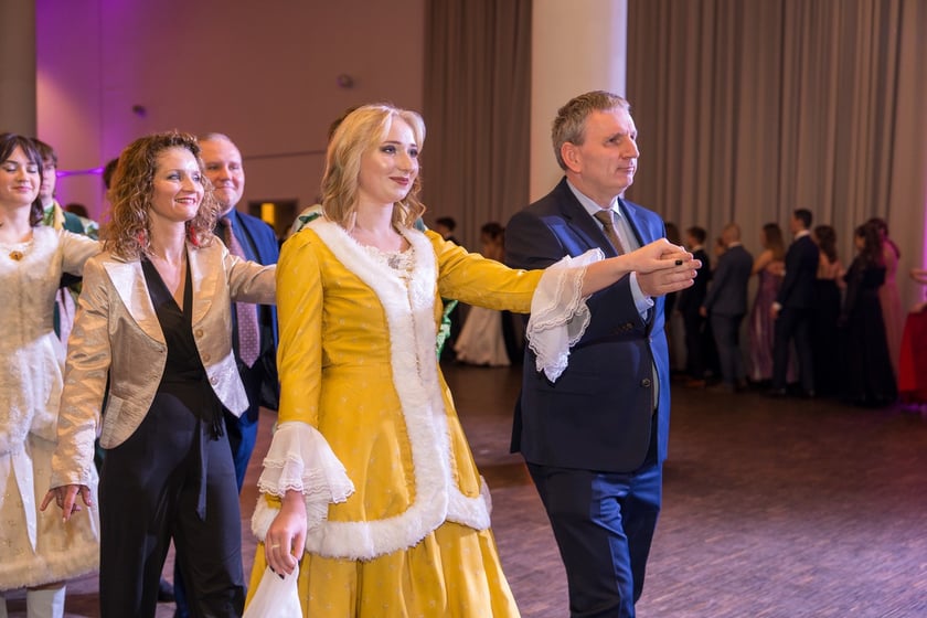 Studniówka XII LO we Wrocławiu