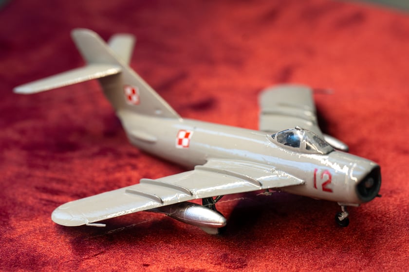 Wystawa miniatur modeli lotniczych w Centrum Historii Zajezdnia