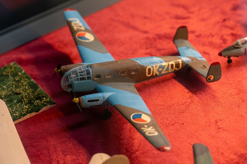 Wystawa miniatur modeli lotniczych w Centrum Historii Zajezdnia