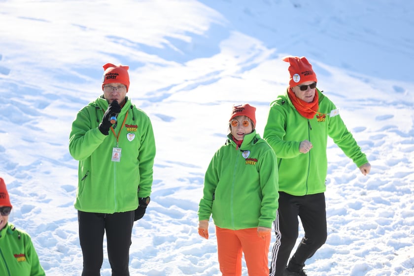 Wrocławskie Morsy świętują Dzień Babci i Dziadk