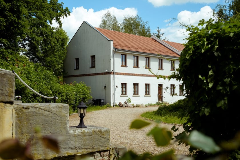 Zespół pałacowo-folwarczny w Samotworze