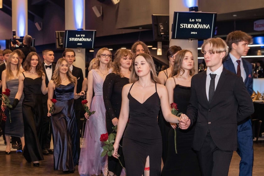 Studniówka maturzystów VII LO we Wrocławiu