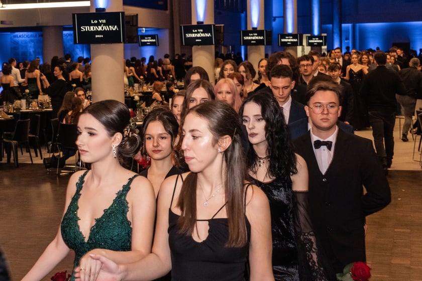 Studniówka maturzystów VII LO we Wrocławiu