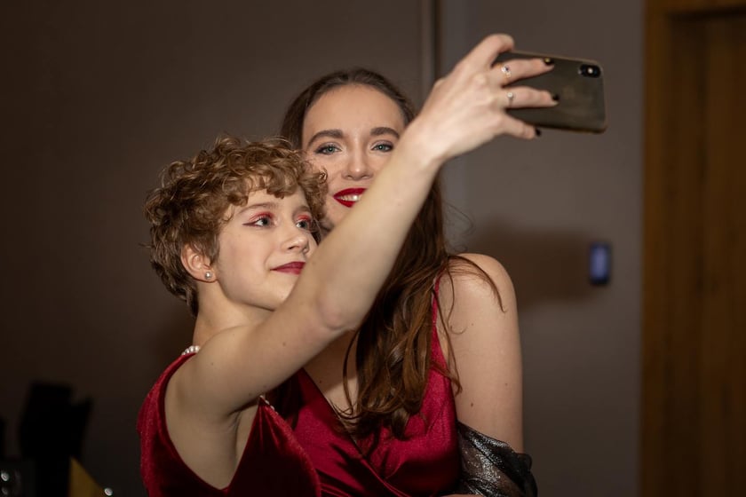 Studni&oacute;wka uczni&oacute;w&nbsp;klas maturalnych XIII LO im. Aleksandra Fredry we Wrocławiu