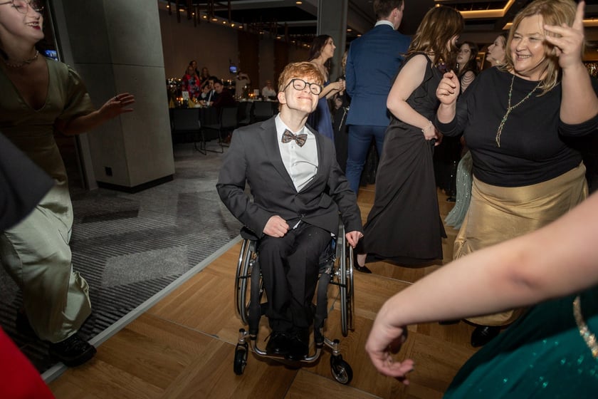 Studni&oacute;wka uczni&oacute;w&nbsp;klas maturalnych XIII LO im. Aleksandra Fredry we Wrocławiu