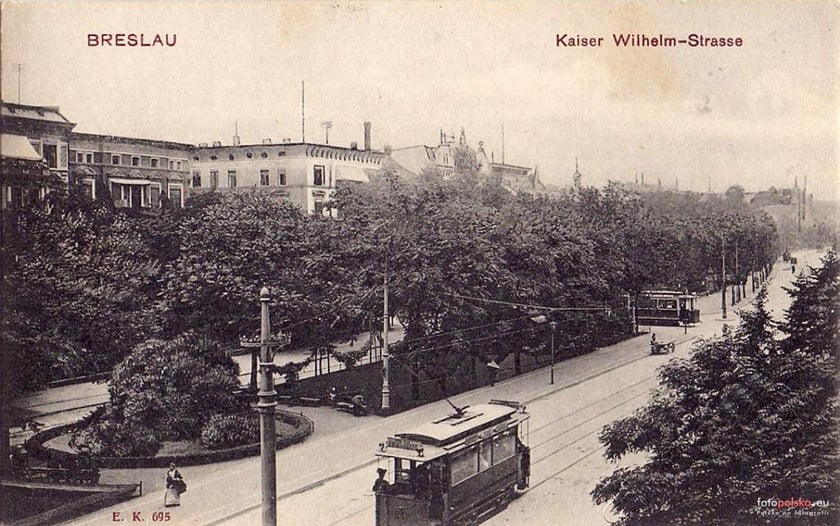 Lata 1905-1915 , ulica Powstańców Śląskich między ulicami Szczęśliwą i Lwowską.