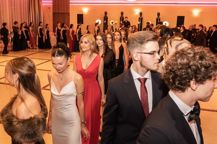 Studni&oacute;wka X LO im. Stefanii Sempołowskiej we Wrocławiu (9 lutego 2024)