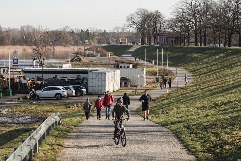 Ciepłe popołudnie we Wrocławiu, luty 2024
