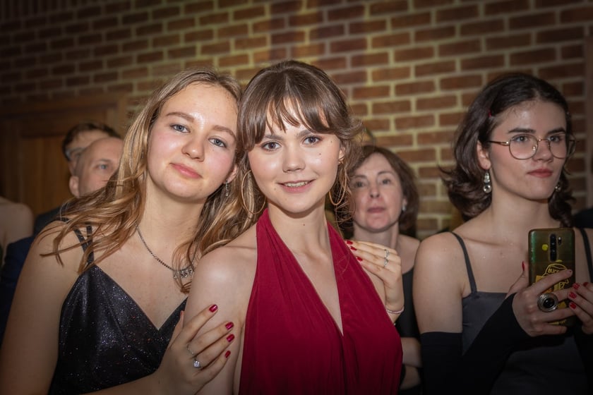 Studni&oacute;wka III LO im. Adama Mickiewicza we Wrocławiu (10 lutego 2024)