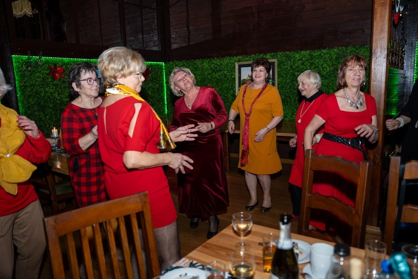 Walentynkowy bal seniorów