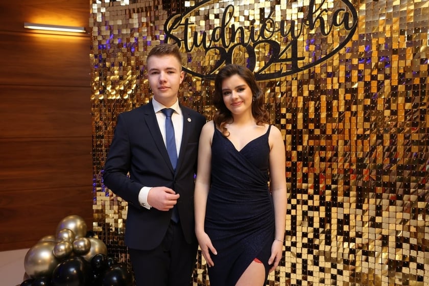 Studniówka IV LO we Wrocławiu