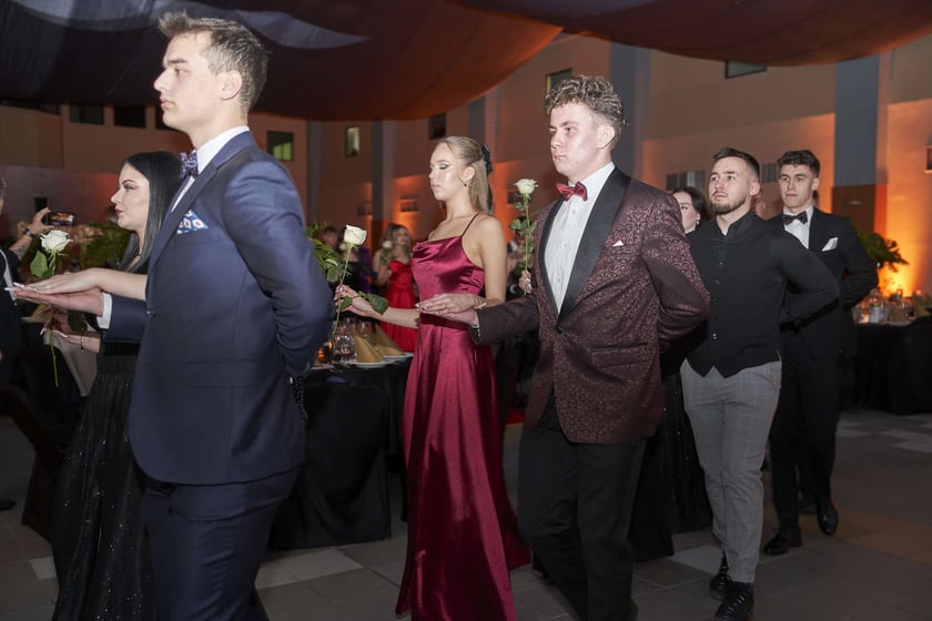 Studniówka XI LO we Wrocławiu