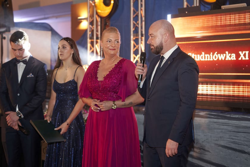 Studniówka XI LO we Wrocławiu