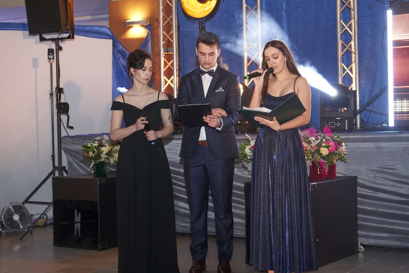 Studniówka XI LO we Wrocławiu