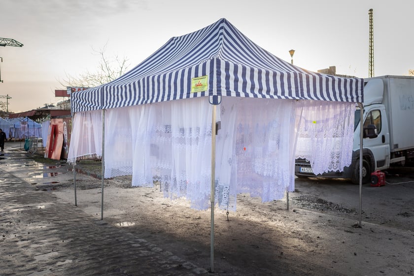 Bazar na dworcu Świebodzkim, luty 2024