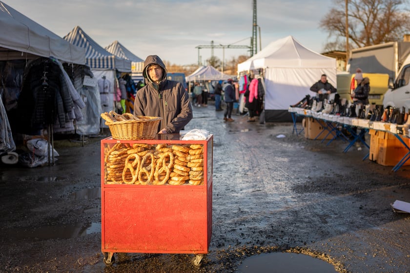 Bazar na dworcu Świebodzkim, luty 2024