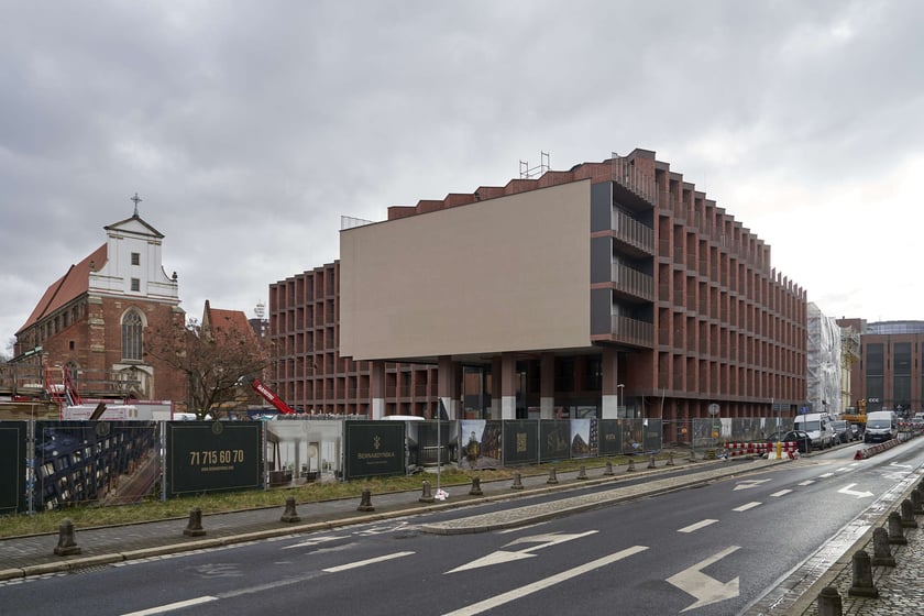 Budowa Bernardyńskiej 4, luty 2024