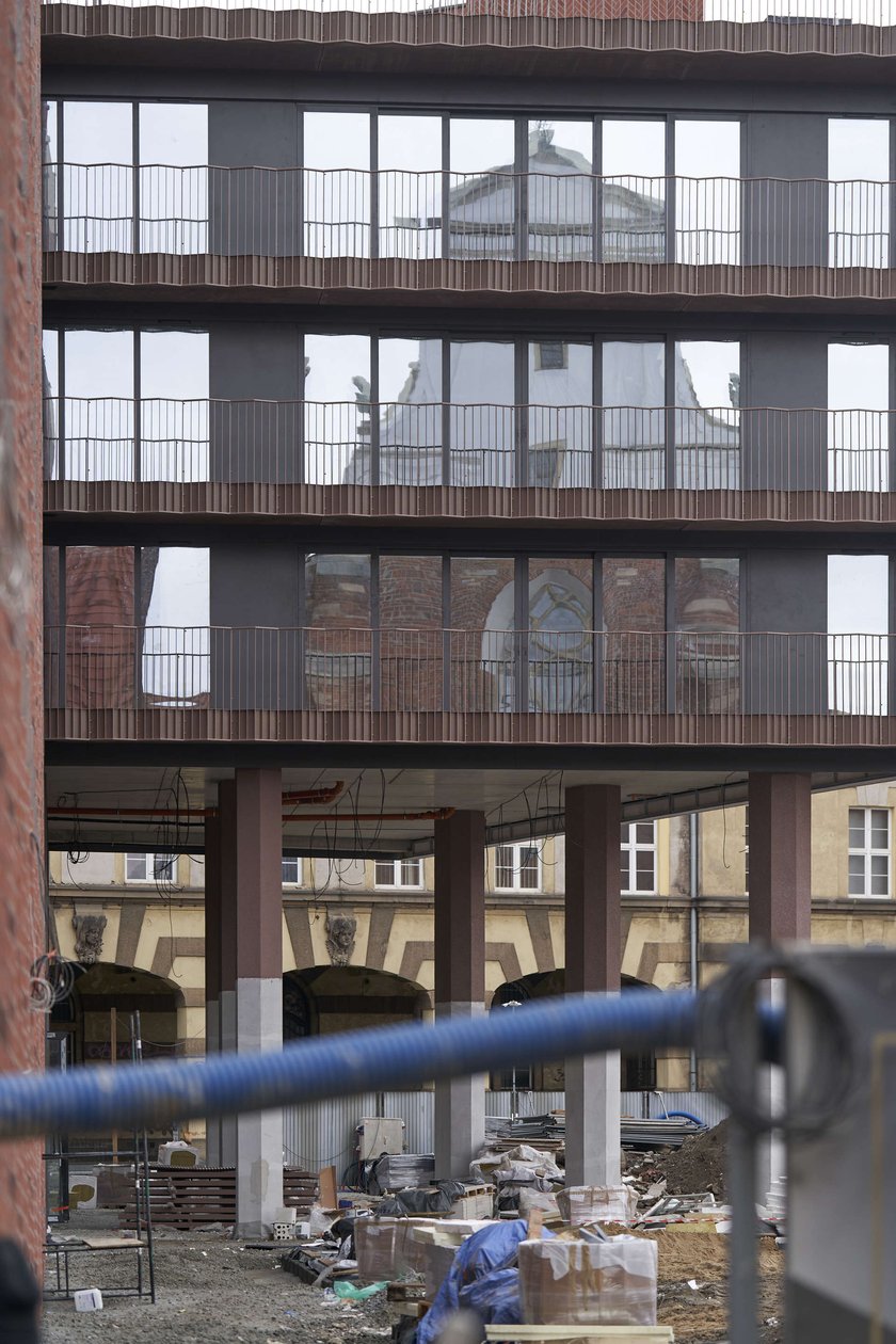 Budowa Bernardyńskiej 4, luty 2024