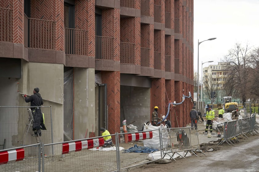 Budowa Bernardyńskiej 4, luty 2024