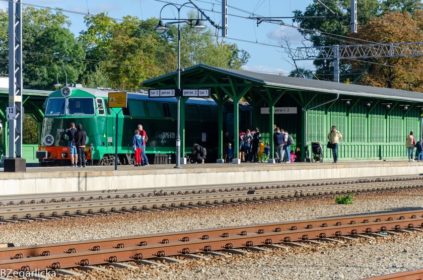 Wystawa lokomotyw i wagonów zorganizowana przez Klub Sympatyków Kolei we Wrocławiu