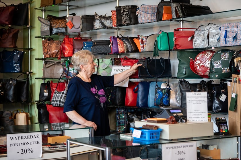 Kultowy sklep &bdquo;Krokodyl&rdquo; zamyka się 29 marca &ndash; na zdjęciu właścicielka Wanda Pawełczyk