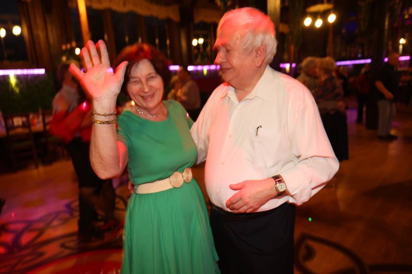 Bal z okazji Dnia Kobiet - Rock'n'rollowa Dama - lata 50. w Restauracji Letniej