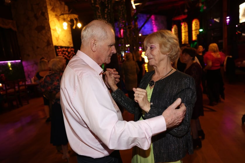 Bal z okazji Dnia Kobiet - Rock'n'rollowa Dama - lata 50. w Restauracji Letniej