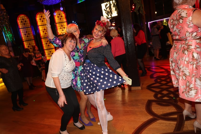 Bal z okazji Dnia Kobiet - Rock'n'rollowa Dama - lata 50. w Restauracji Letniej