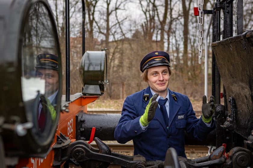 Pociąg retro, czyli kolejowe zakamarki Wrocławia - otwarcie sezonu 2024
